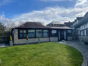 Little Monks Suite - Offenham