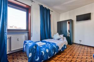 Dreibettzimmer mit Gemeinschaftsbad