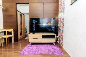 Canvas & petals Blossoming Art penthouse Gym Swim Park 5716