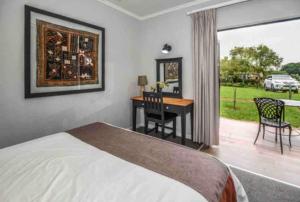 Peace and Comfort - Greenway Woods