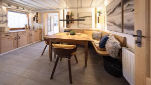 Kuschel Alpin Apartment & Traumblick Nockberge auf H1200m