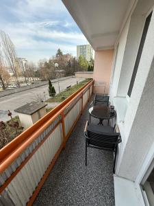 Modern apartment near City Center with easy transport access