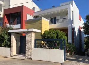 Eleni's maisonette - Akovítika