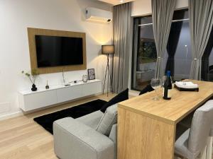 NUSCO North Bucharest Apartment