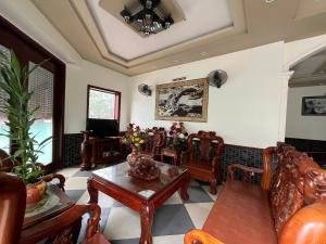 Hong Kong 2 Hotel Thai Binh City