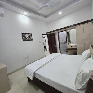 Leela home stay -Jabalpur - Luxury 2BHK apartment-N1