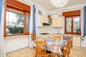 Villetta Pina 50m da spiaggia sabbia e parcheggio privato