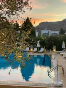 林多斯雅典娜公寓 - 吉奥塔略