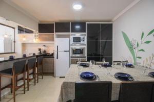MAU21 - Av. Brasil. 3 Dorm, Climatizado, Churrasq