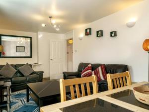 City Centre Queens Uni Cafes and Restaurants - Pass the Keys