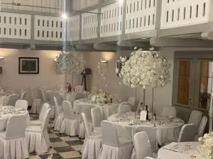 Landgasthof Alter Wirt - Fahrenzhausen