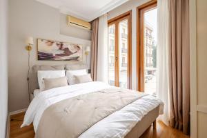 Raya Cihangir Suites