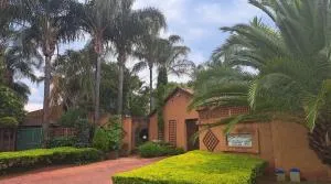 La Frans Guesthouse - Honeyvale