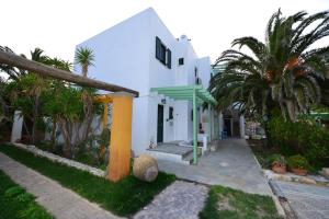 Pegasus Studios & Apartments Skyros Greece