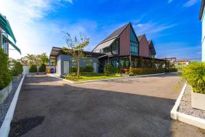 Beautiful new 7 Bedroom Villa Resort - CT7