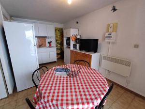 Agréable studio avec loggia et animaux acceptés – Balaruc-les-Bains - FR-1-571-38