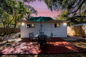 Bayou Hammock Haven in Sarasota Florida