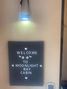 Moon Bay Cabin by Tiny Away
