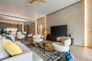 Luxury Penthouse 407sqm Beachfront and private pool