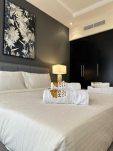 Luxury Modern Studio in Dubai Marina with Sea View