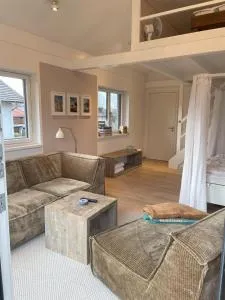 Fünf Rosen Boutique Apartment - Bio-Ferienwohnung am Staffelsee im Blauen Land - Uffing