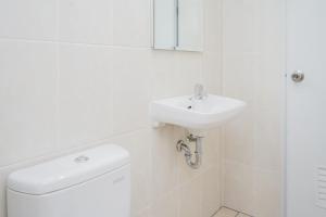 Comfortable and Nice 2BR Apartment at M-Town Residence By Travelio