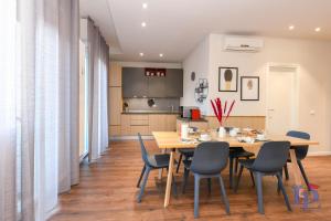 Giovanna house lake view DesenzanoLoft Official Partner Homes & Villas by Marriott Bonvoy