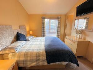 Beautiful Spacious Lodge in Kippford Country Park - Pass the Keys