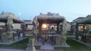 Diana ailəvi istirahət mərkəzi - نوفشاني