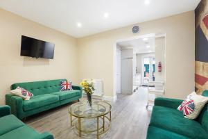 OnSiteStays - Stylish 5 bedroom house with 3 bathrooms