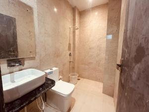 Hotel Sapphire International 100 Meters from the New Delhi Railway Station