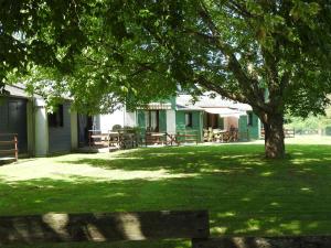 Campings Camping Le Saillet : Gîte (6 Adultes)