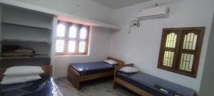 Vel Murugan Home Stay