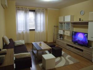 Апартамент за гости "Белите брези"