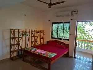 THE WAVES GOA Apartment - Chopdem