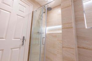 No 50 - one bed apartment in Liverpool Sleeps 4