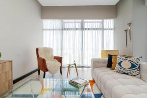 A prime and luxury 2 bedroom