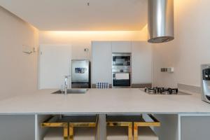 A prime and luxury 2 bedroom