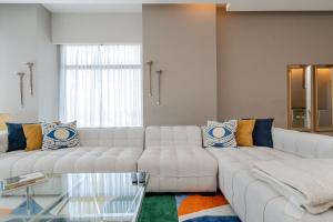 A prime and luxury 2 bedroom