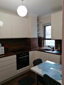 Queency Apartament cu gradina și parcare gratuita