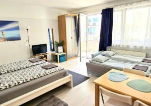 Cozy Central Home with Big Balcony and AC