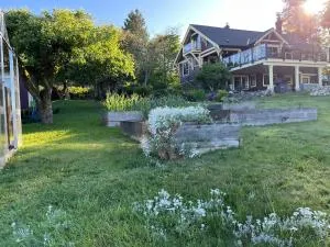 Ladysmith Harbour View House - 莱迪史密斯