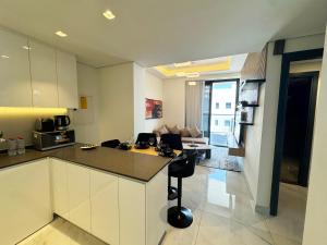Great deal Magnificent Brand New with Private PooL