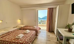 Studio (3 Persons) - Sea View room in Hotel Apartments Panorama