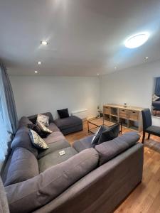 Large St Albans Garden House