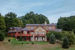 Red Cabin Retreat The Place That Creates Lasting Memories - 米尔斯