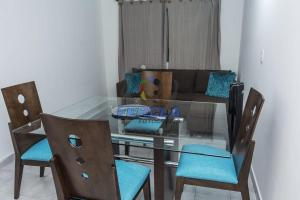 Apartamento CAÑAVERALES 4TO PISO