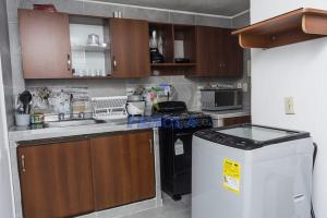 Apartamento CAÑAVERALES 4TO PISO