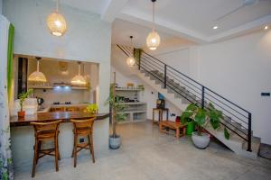 Dillenia Inn-Unawatuna