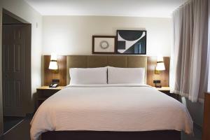 Staybridge Suites Detroit-Novi by IHG